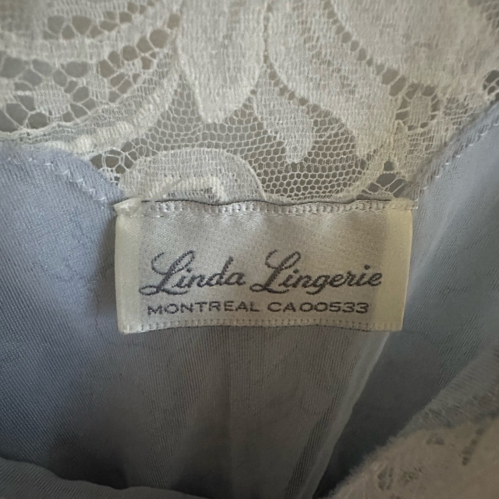 Vintage Linda Lingerie night gown robe set